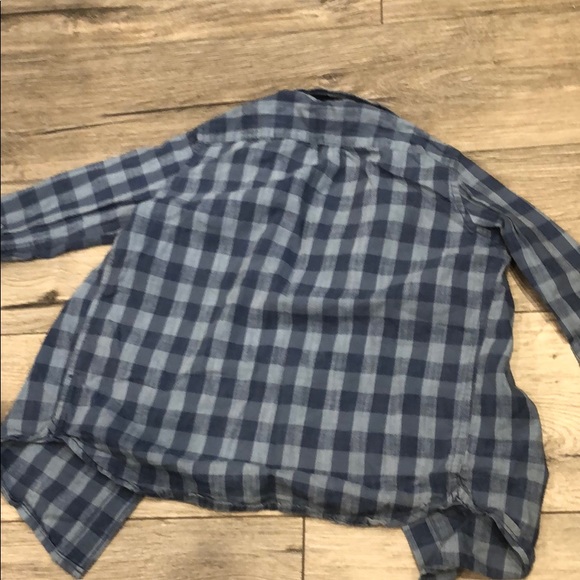 Boy’s Gap button down long sleeve shirt. - Picture 2 of 3